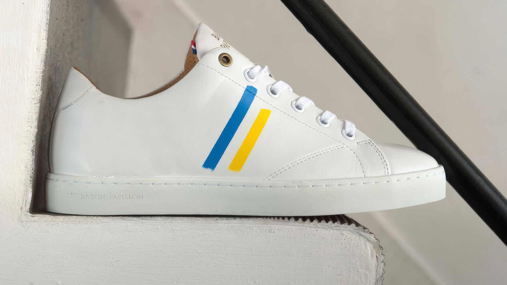 sneakers basket